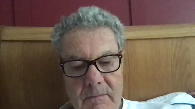 Snapshot of Oldpistolpete chatting on October 15, 2025, 10:01 am Oldpistolpete online show from October 15, 2025, 10:01 am