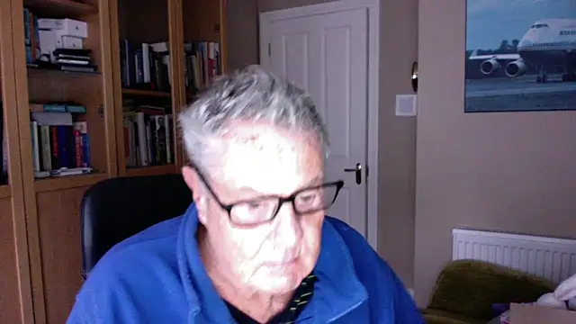 Snapshot of Oldpistolpete chatting on February 10, 2025, 9:47 am Oldpistolpete online show from February 10, 2025, 9:47 am