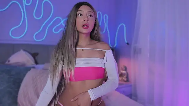 Snapshot of Sofly_s chatting on October 29, 2025, 12:04 pm Sofly s online show from October 29, 2025, 12:04 pm