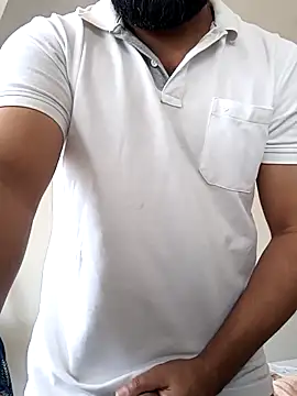 mahi-singh43 online show from April 6, 2026, 4:41 am