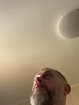 Snapshot of GHsveter chatting on March 1, 2026, 10:04 am GHsveter online show from March 1, 2026, 10:04 am