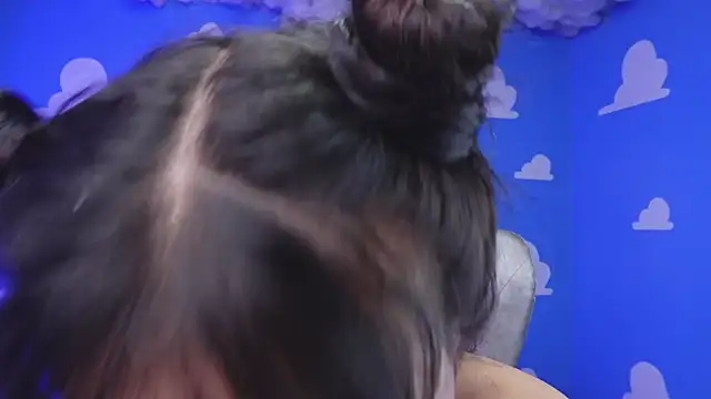 Snapshot of miss_sharlotte18 chatting on October 11, 2025, 6:09 pm miss sharlotte18 online show from October 11, 2025, 6:09 pm