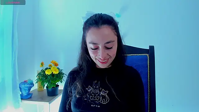 Snapshot of Amatiista chatting on March 17, 2025, 7:15 pm Amatiista online show from March 17, 2025, 7:15 pm