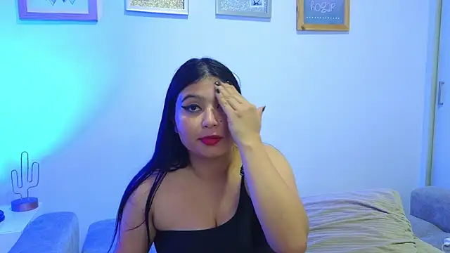 annylouis online show from December 3, 2025, 7:24 pm