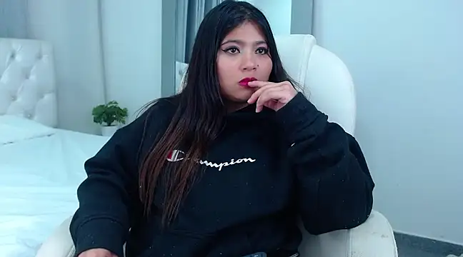 annylouis online show from February 19, 2025, 8:22 am