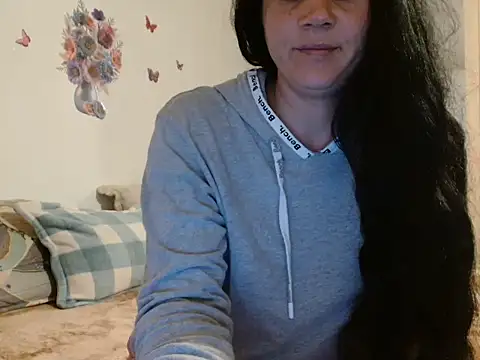 candy emilly12 online show from May 20, 2026, 8:00 am