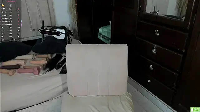 Snapshot of Bianka_olivetto021 chatting on July 3, 2026, 5:25 am Bianka olivetto021 online show from July 3, 2026, 5:25 am