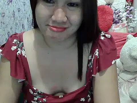 sweet Lielani online show from April 14, 2026, 8:19 am