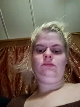 Snapshot of BadAssBitchMakayla chatting on February 3, 2026, 7:52 pm BadAssBitchMakayla online show from February 3, 2026, 7:52 pm