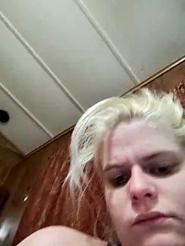 Snapshot of BadAssBitchMakayla chatting on February 26, 2026, 3:39 am BadAssBitchMakayla online show from February 26, 2026, 3:39 am