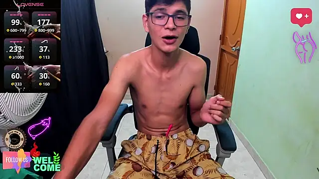 Snapshot of GoldenProject chatting on December 4, 2025, 2:54 am GoldenProject online show from December 4, 2025, 2:54 am