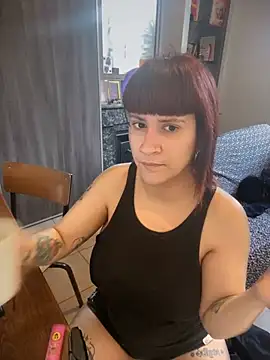 Snapshot of callmelouve chatting on March 5, 2025, 7:49 am callmelouve online show from March 5, 2025, 7:49 am