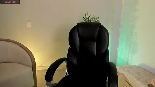 Snapshot of NiaBennet_ chatting on January 10, 2026, 9:10 pm NiaBennet online show from January 10, 2026, 9:10 pm