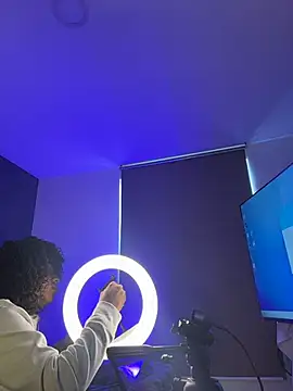 Snapshot of Lucas_eevans chatting on February 18, 2026, 3:19 pm Lucas eevans online show from February 18, 2026, 3:19 pm