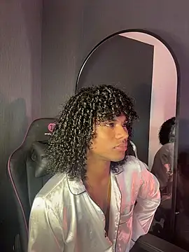 Snapshot of Lucas_eevans chatting on February 4, 2026, 12:55 pm Lucas eevans online show from February 4, 2026, 12:55 pm