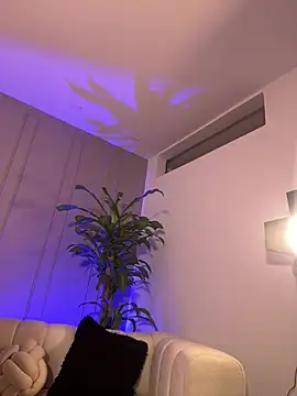 Frank Farrell online show from April 16, 2026, 8:53 pm