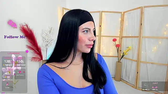 Silvanna-Moree online show from September 15, 2025, 7:58 pm