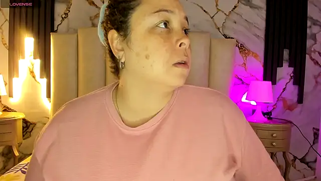 mollieblue69 online show from November 23, 2025, 12:59 pm