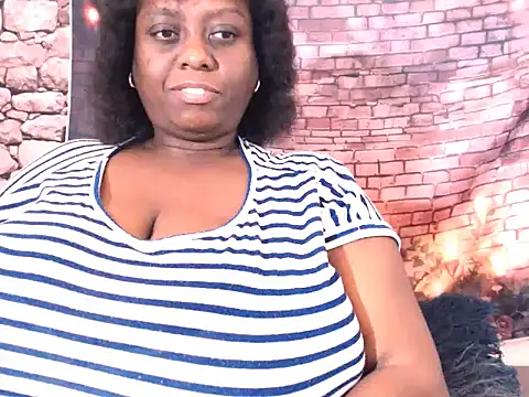 Snapshot of Biggblackboobs chatting on June 23, 2026, 6:22 am Biggblackboobs online show from June 23, 2026, 6:22 am