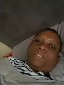 Snapshot of Biggblackboobs chatting on June 21, 2026, 7:25 am Biggblackboobs online show from June 21, 2026, 7:25 am
