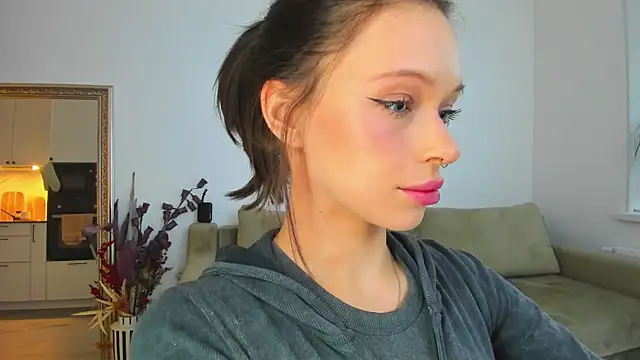 Kossie  online show from March 15, 2025, 1:29 pm