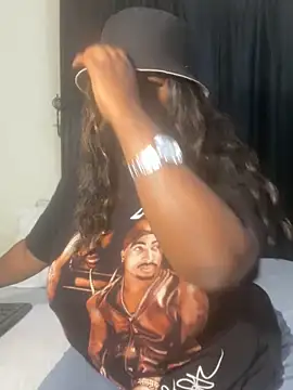 Cardiebae89 online show from March 25, 2026, 10:41 pm