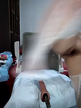 Snapshot of LILYsweetfcup chatting on March 13, 2026, 5:23 am LILYsweetfcup online show from March 13, 2026, 5:23 am