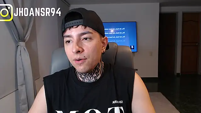 Snapshot of Jhoan_saenz chatting on May 8, 2026, 3:21 am Jhoan saenz online show from May 8, 2026, 3:21 am