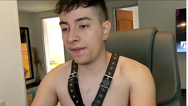 Snapshot of Jhoan_saenz chatting on September 28, 2025, 5:31 pm Jhoan saenz online show from September 28, 2025, 5:31 pm