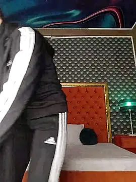 VallerieJones online show from October 30, 2025, 9:11 pm