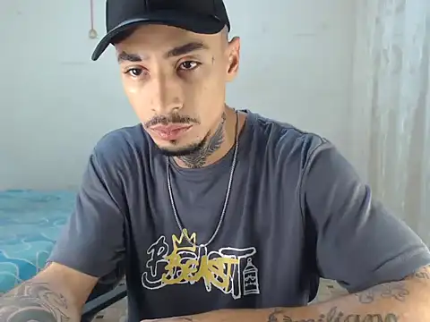 emiliano hottt online show from December 16, 2025, 3:49 pm