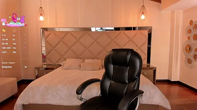 Snapshot of MaryLewis_ chatting on February 10, 2026, 12:37 pm MaryLewis online show from February 10, 2026, 12:37 pm