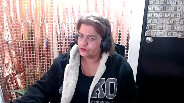 NAILAH SANZ online show from March 1, 2025, 9:40 am