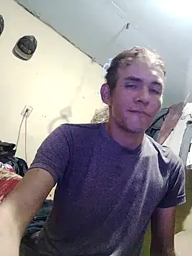 Snapshot of MarsWood chatting on October 19, 2025, 6:16 am MarsWood online show from October 19, 2025, 6:16 am