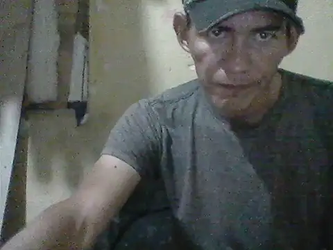 Snapshot of MarsWood chatting on October 12, 2025, 9:10 am MarsWood online show from October 12, 2025, 9:10 am