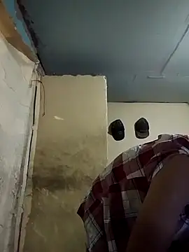 Snapshot of MarsWood chatting on November 16, 2025, 5:28 pm MarsWood online show from November 16, 2025, 5:28 pm