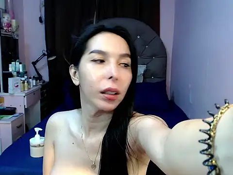 TSDESIREcindy29 online show from October 24, 2025, 9:08 am