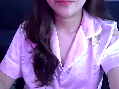 Snapshot of Bee_2k chatting on June 6, 2026, 4:07 am Bee 2k online show from June 6, 2026, 4:07 am