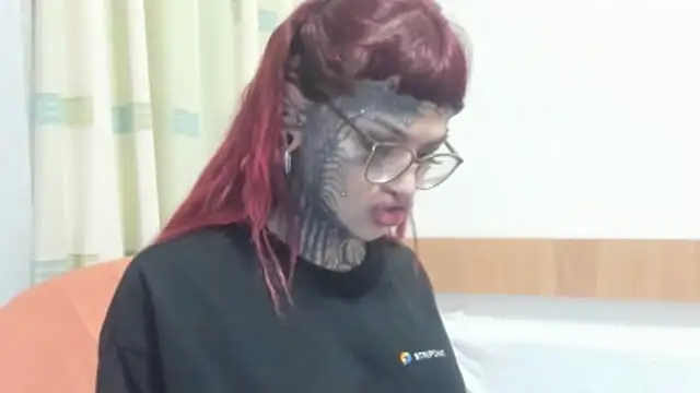 tamarapervert online show from December 16, 2025, 8:46 pm