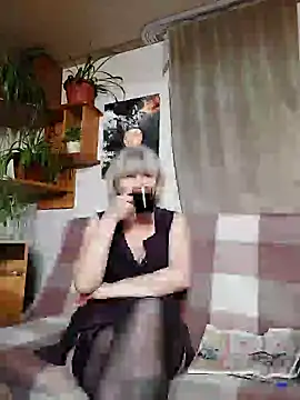Snapshot of IrmaRose chatting on February 26, 2025, 2:16 pm IrmaRose online show from February 26, 2025, 2:16 pm