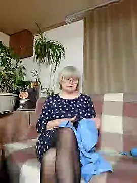 Snapshot of IrmaRose chatting on January 24, 2025, 12:52 pm IrmaRose online show from January 24, 2025, 12:52 pm