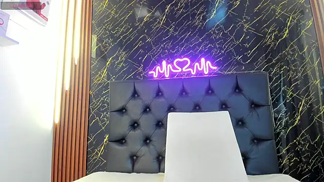 Tamara-evans online show from September 12, 2025, 7:35 pm