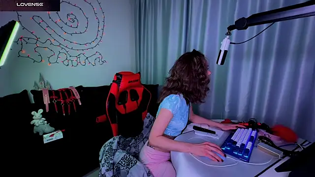 DivineBite online show from January 24, 2025, 4:39 pm