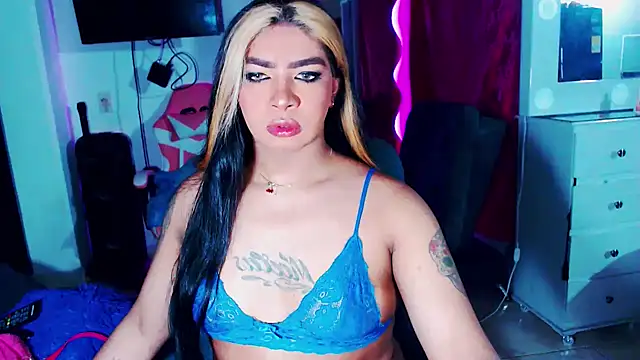 Snapshot of violet_bigcock774 chatting on October 27, 2025, 6:25 am violet bigcock774 online show from October 27, 2025, 6:25 am