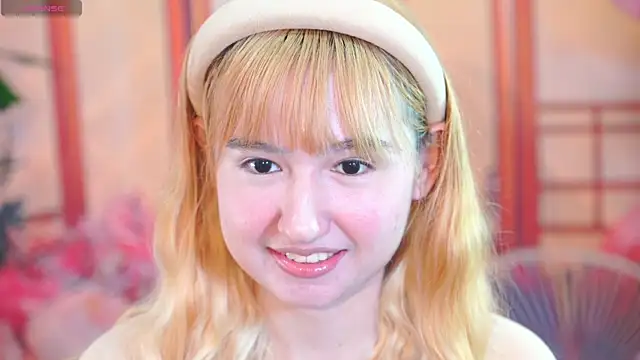 Pinkie Princes online show from November 20, 2025, 2:45 am