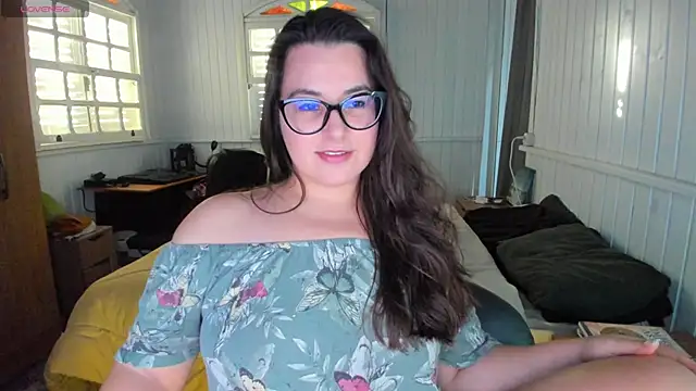Snapshot of anna_love_hot chatting on October 8, 2025, 8:31 pm anna love hot online show from October 8, 2025, 8:31 pm