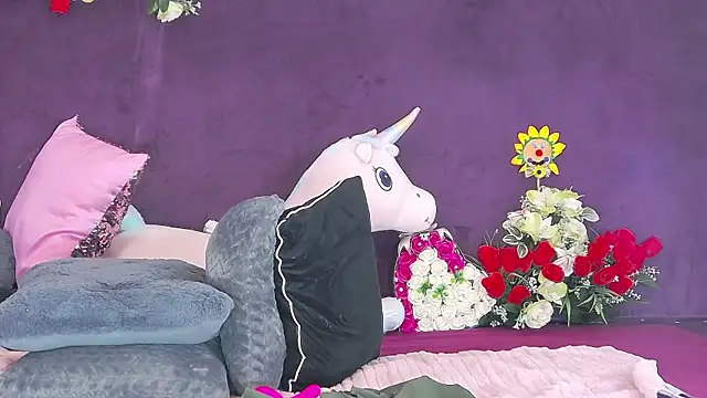 Snapshot of Jayllene chatting on March 3, 2025, 2:39 pm Jayllene online show from March 3, 2025, 2:39 pm
