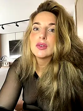 Thescorpionfr online show from November 22, 2025, 5:23 pm