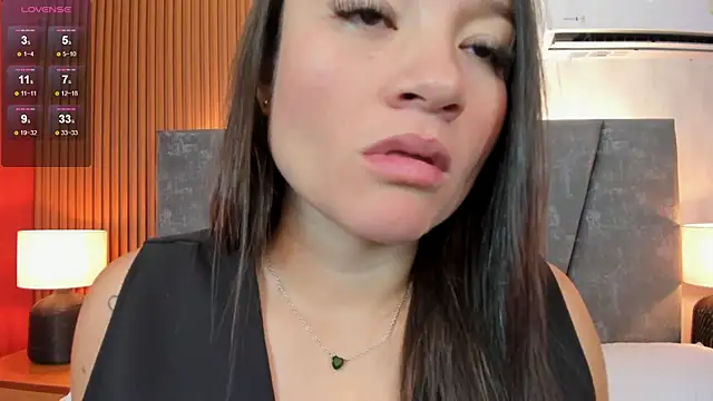 Snapshot of Falak_sweett_ chatting on September 22, 2025, 12:33 pm Falak sweett online show from September 22, 2025, 12:33 pm