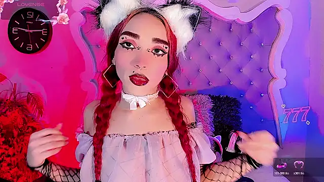 Snapshot of LeyXandrabraz chatting on June 1, 2026, 7:57 pm LeyXandrabraz online show from June 1, 2026, 7:57 pm